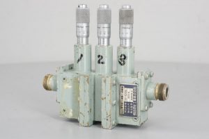島田理化工業 3.6～4.2GHz 4GHz帯可変ろ波器ろ波器部 マイクローメーター